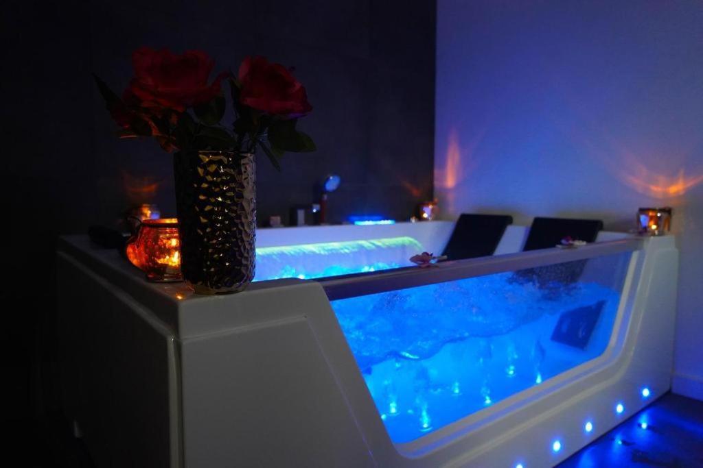 Relax Jacuzzi Apartment Cracovia Exterior foto